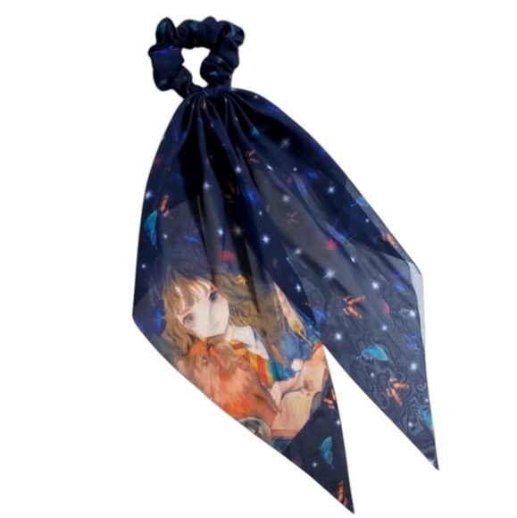 🛍2/$10 Hermione Scrunchy, NWOT - Picture 1 of 3